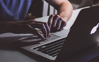 开云APP-一波三折！小天看IG和WBG激情对决：我看的是比赛吗？